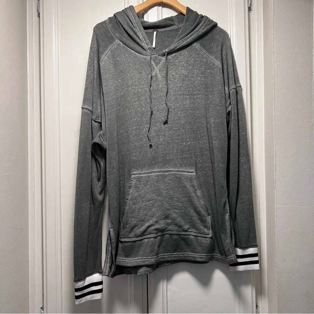 Free People Gray Hoodie Striped Cuffs Lightweight Casual Beach Size Large Terry